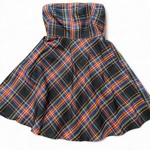 J. Crew 100% silk plaid strapless preppy dress perfect for the holidays size 8